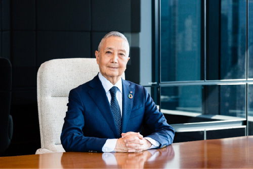 デイベンロイリネンサプライ｜代表取締役社長 山田 健